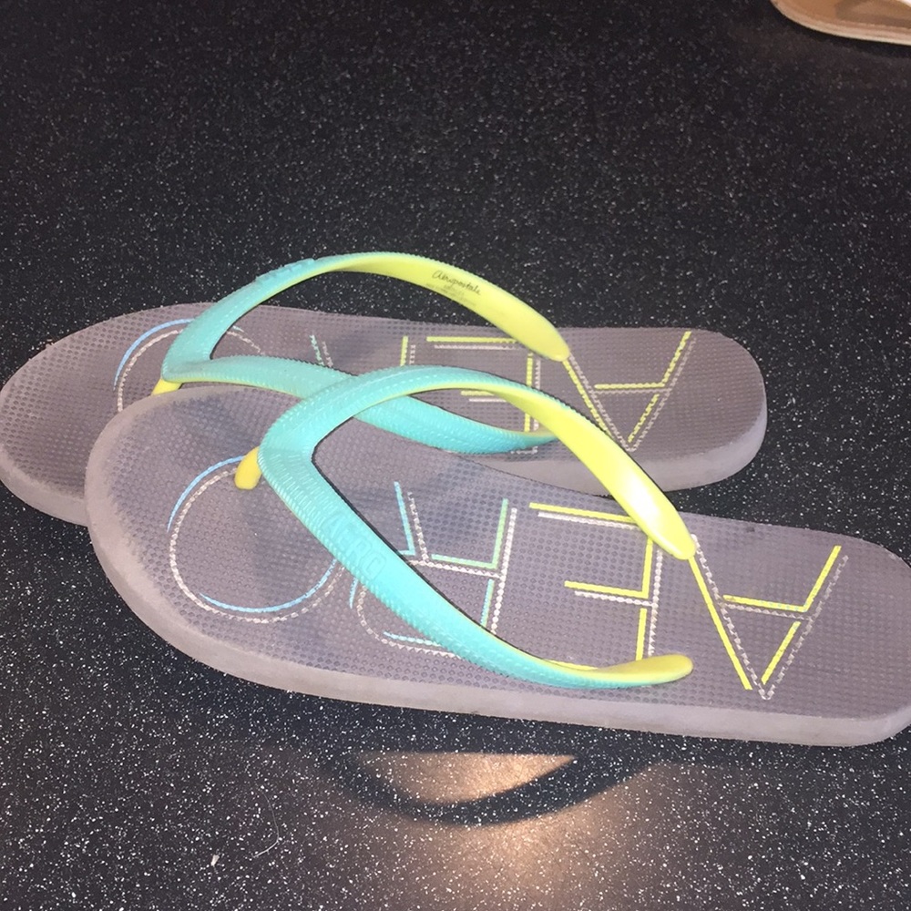 Aeropostale flip flops